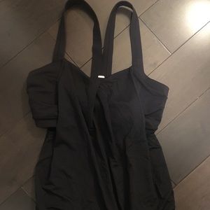 Lululemon tank with built in bra size 6